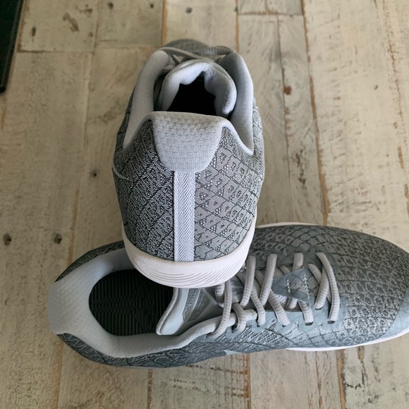 🌼NIKE🌼Mamba Instinct ‘Pure Platinum’ - Picture 5 of 11